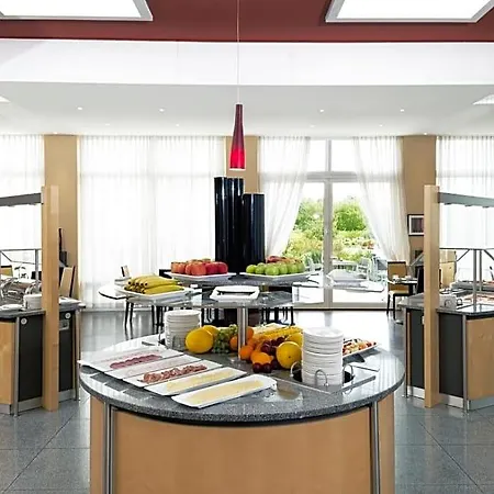 Hotel Nh Messe 4*