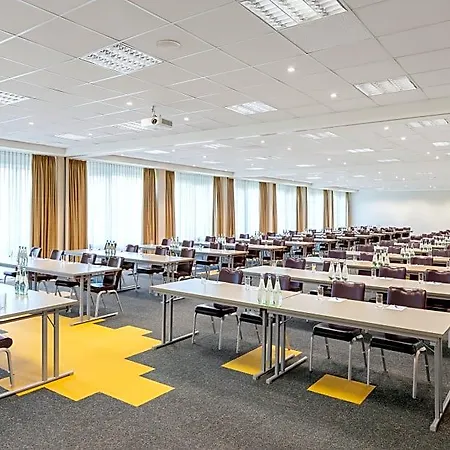 Hotel Nh Messe 4*