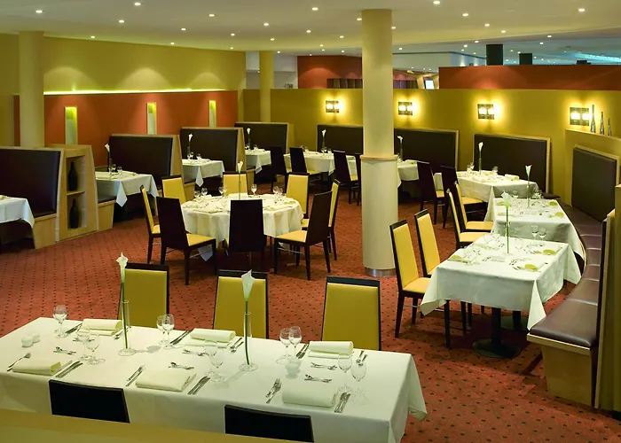 Nh Messe فندق 4*