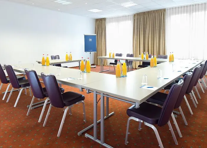 فندق Nh Messe لبسيا